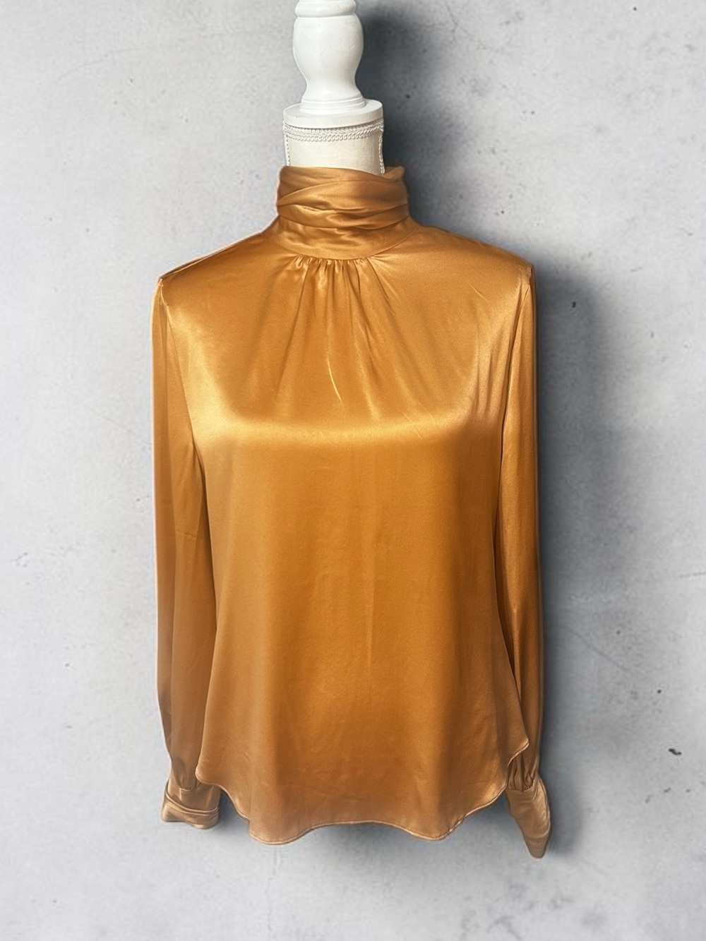 Cinq à Sept NWT Jayla Silk Satin Mock Neck Blouse Bronzer Orange Size M